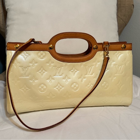 Louis Vuitton Roxbury Drive vernis bag with COA and dust bag - Picture 1 of 13